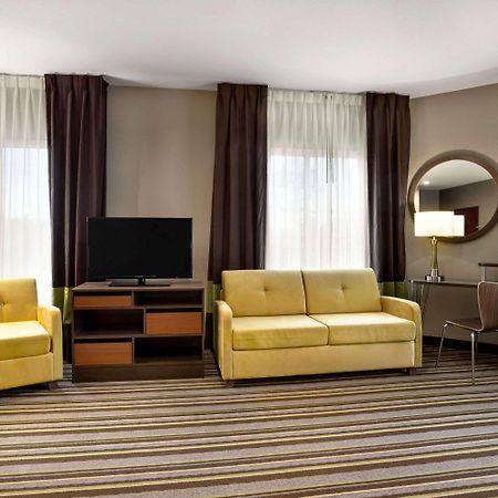 Super 8 By Wyndham Hershey Chocolate Avenue Екстериор снимка