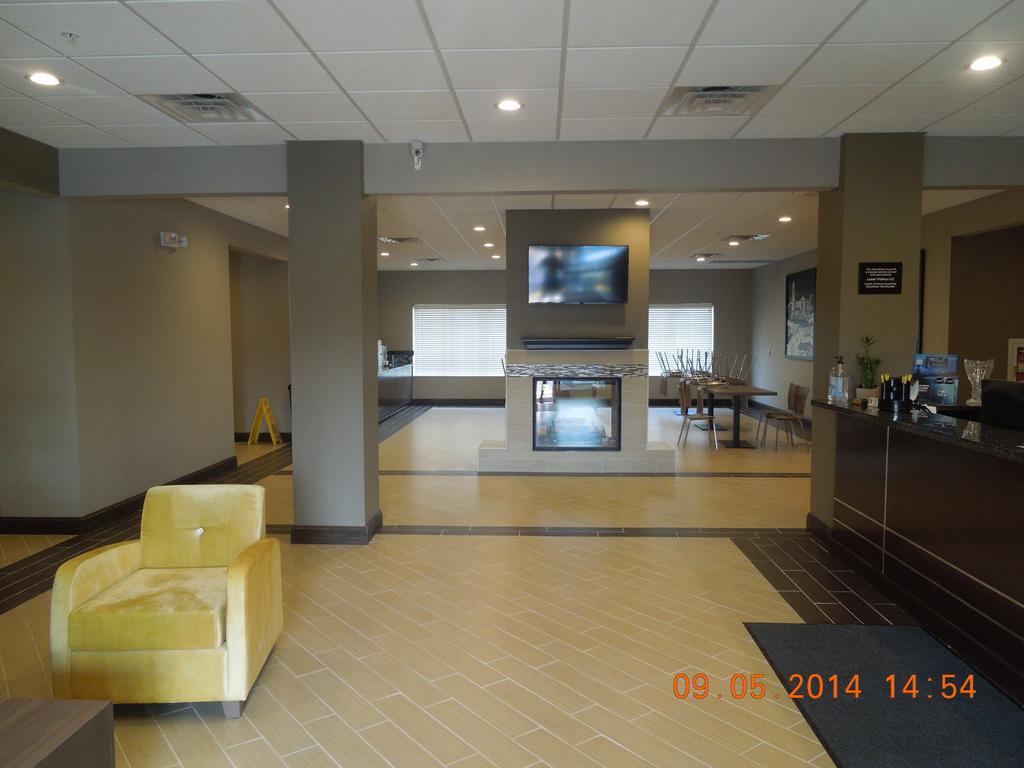 Super 8 By Wyndham Hershey Chocolate Avenue Екстериор снимка